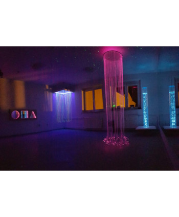 Baldachim - sala doświadczania świata