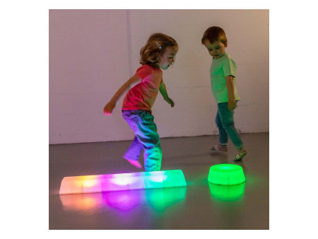 Sensoryczna ściezka LED dla dzieci. Kolorowa równoważnia
